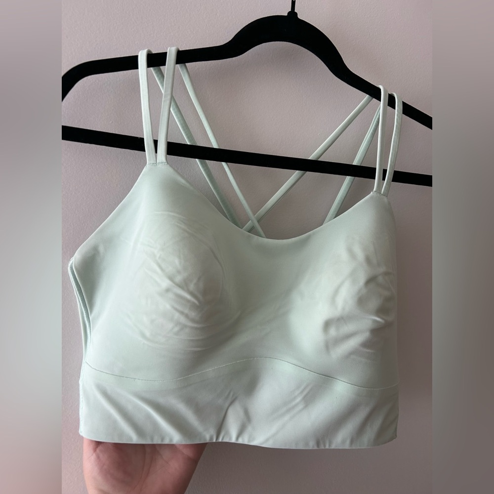 Lulu Lemon Mint Green Like a cloud bra. C/D